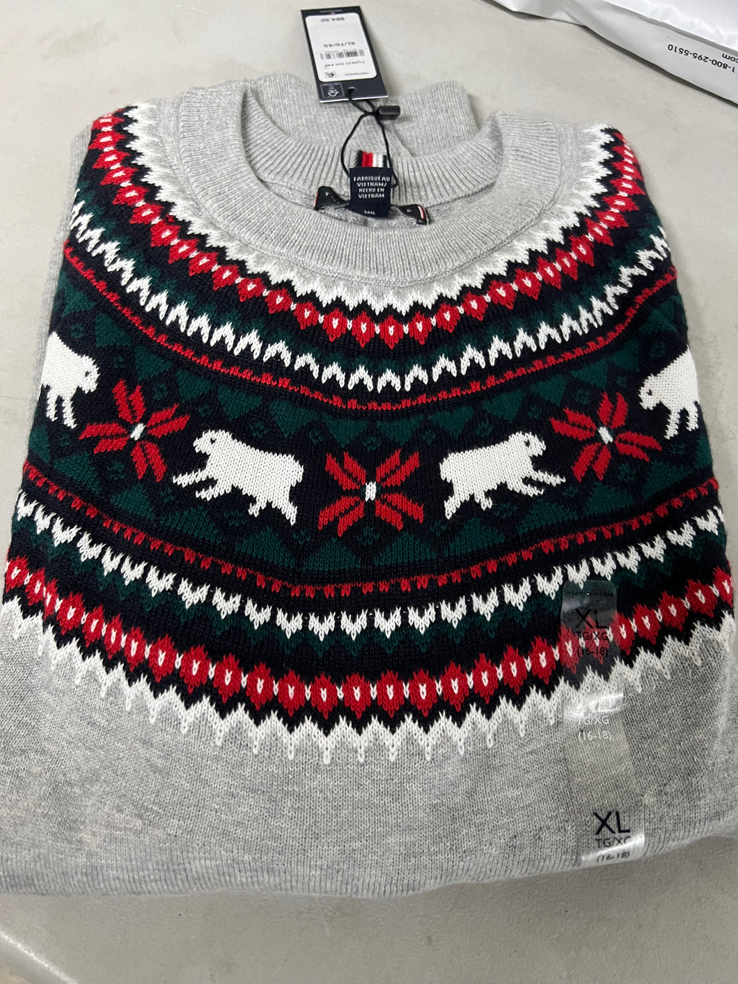 Boys sweater XL 2件包郵