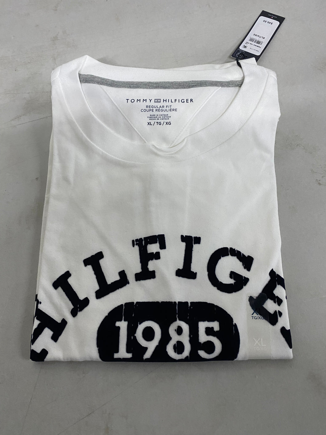 Tommy mens tee XL 不包郵