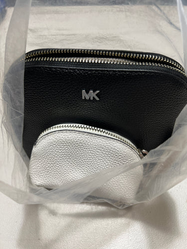 MK makeup bag 微瑕